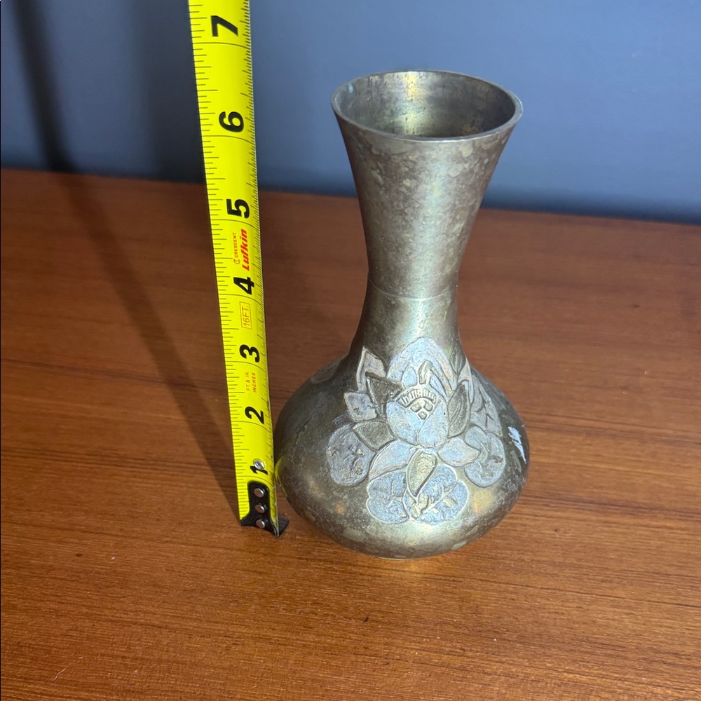 Vintage Brass Floral Vase - Picture 4 of 9